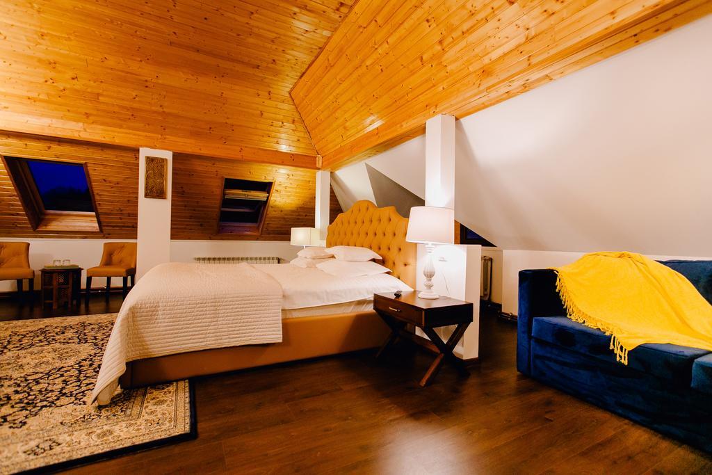 Casa Natalia Hotel Sinaia Exterior foto