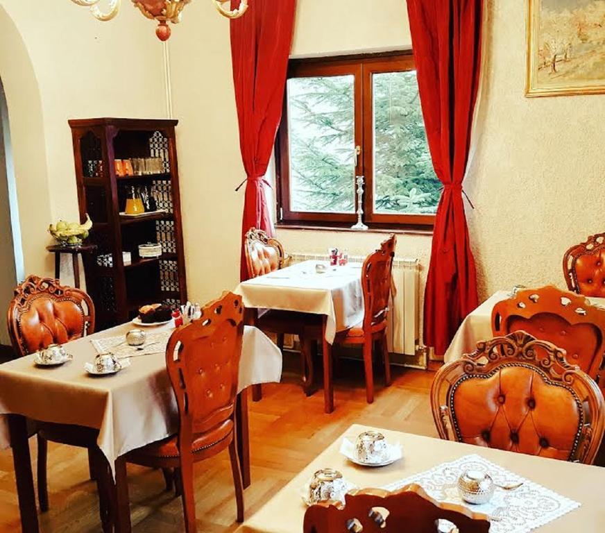 Casa Natalia Hotel Sinaia Exterior foto